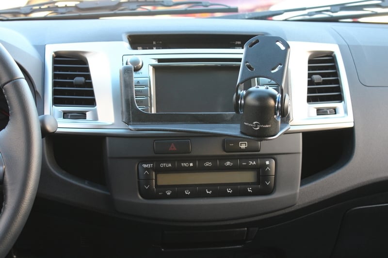 InDash Mount for Toyota Hilux (2014-15)