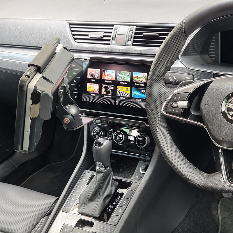 InDash Mount for Skoda Superb (2018+)