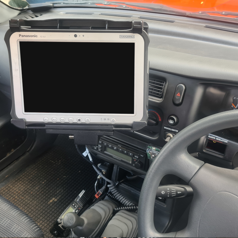 InDash Mount for Mitsubishi Triton (2001-04)