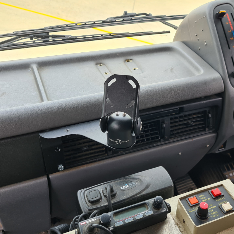 InDash Mount for Hino 500 (1987-02) 2 Seater