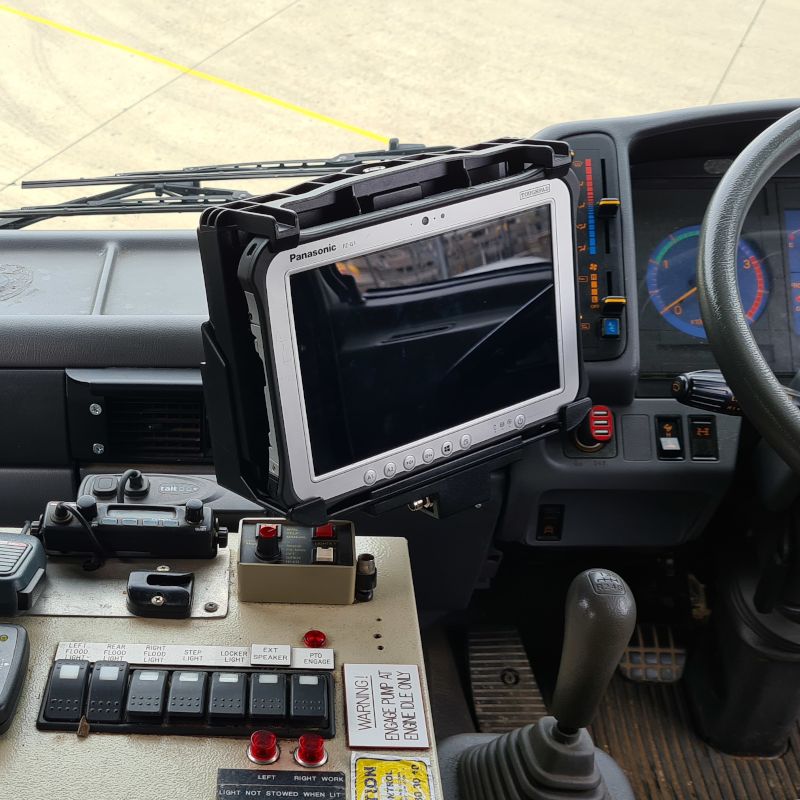 InDash Mount for Hino 500 (1987-02) 3 Seater