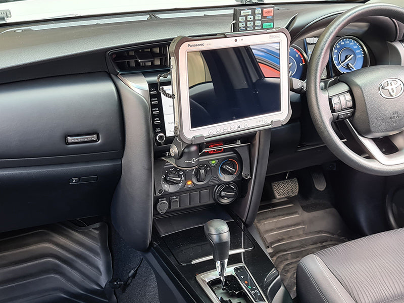 InDash Mount for Toyota Fortuner (2016+)