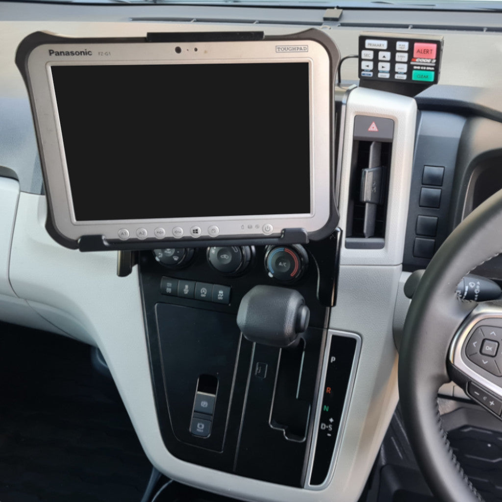 InDash Mount for Toyota HiAce (2025+)
