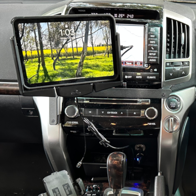 InDash Mount for Toyota LandCruiser 200 (2008-15) Sahara, VX