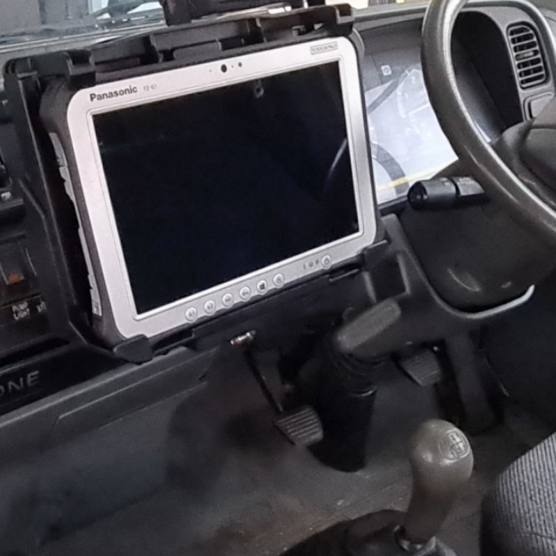 InDash Mount for Mitsubishi Canter 3 Seater (1995-2008)