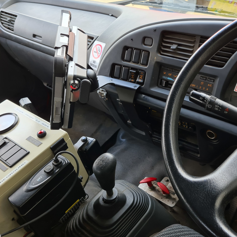 InDash Mount for Isuzu Truck FTS (1997-07)