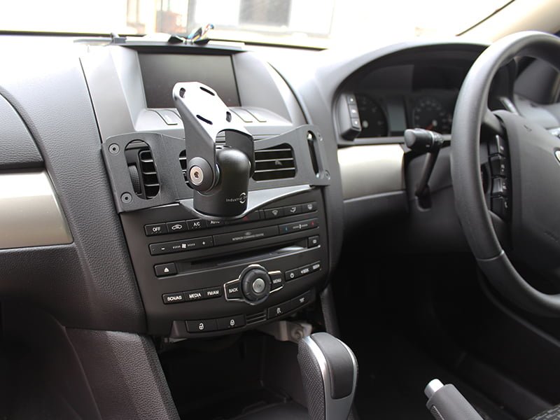 InDash Mount for Ford Falcon FG (2008-16)