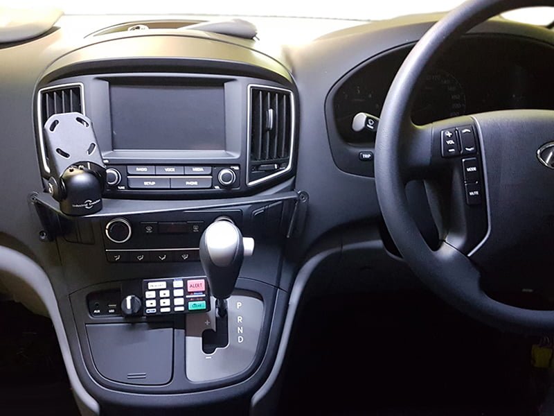 InDash Mount for Hyundai iLoad (2016-18)