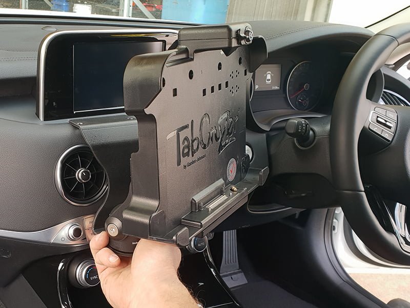 InDash Mount for Kia Stinger (2018+)