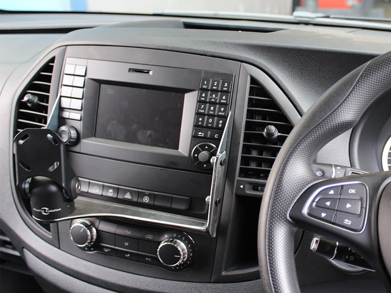 InDash Mount for Mercedes-Benz Vito (2015+)