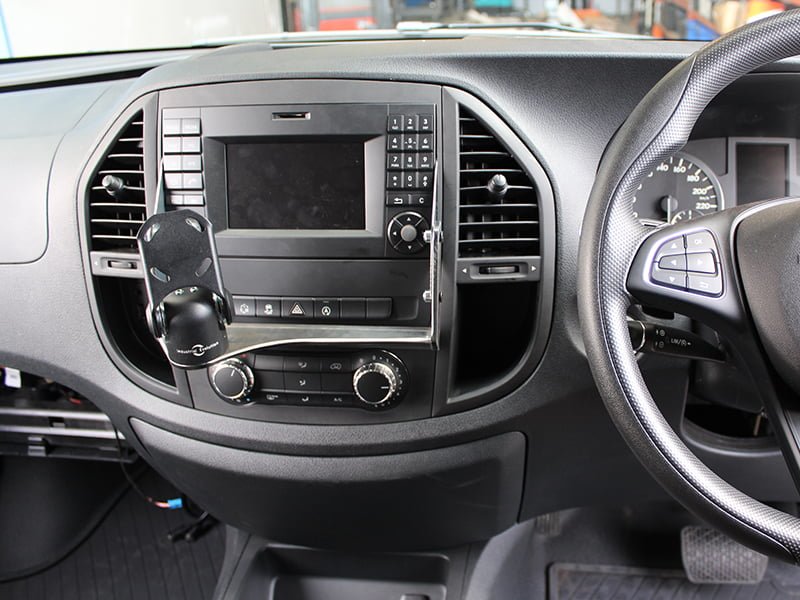 InDash Mount for Mercedes-Benz Vito (2015+)