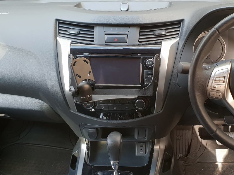 InDash Mount for Nissan Navara (2015+)