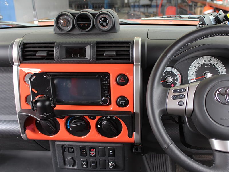 InDash Mount for Toyota FJ Cruiser (2011+)