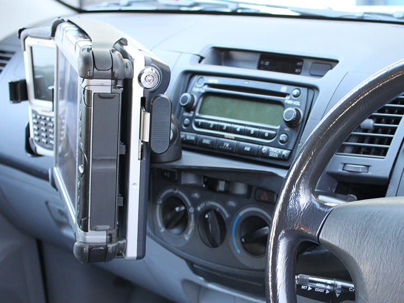 InDash Mount for Toyota Hilux (2005-13)