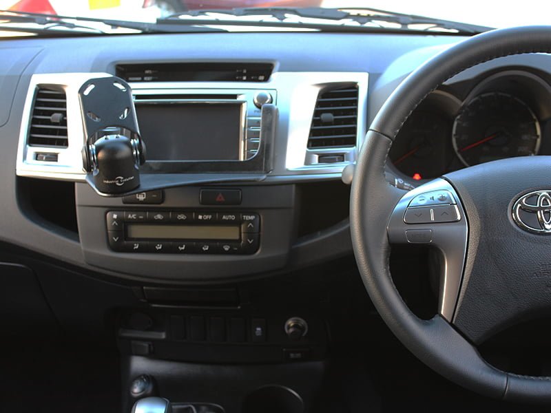 InDash Mount for Toyota Hilux (2014-15)