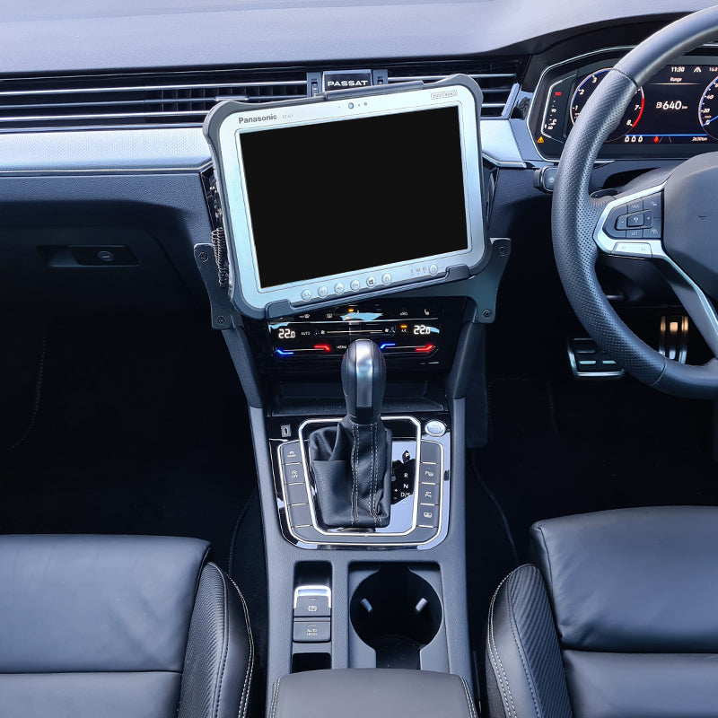 InDash Mount for Volkswagen Passat (2018+)