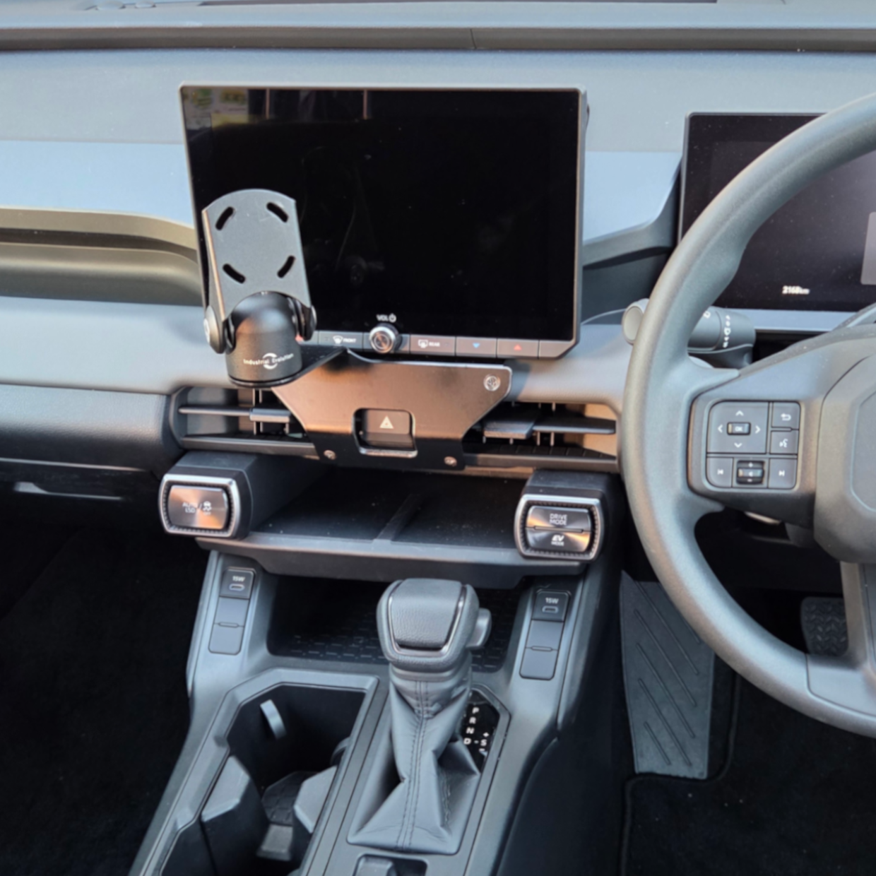 InDash Mount for Toyota Rav4 (2026+)