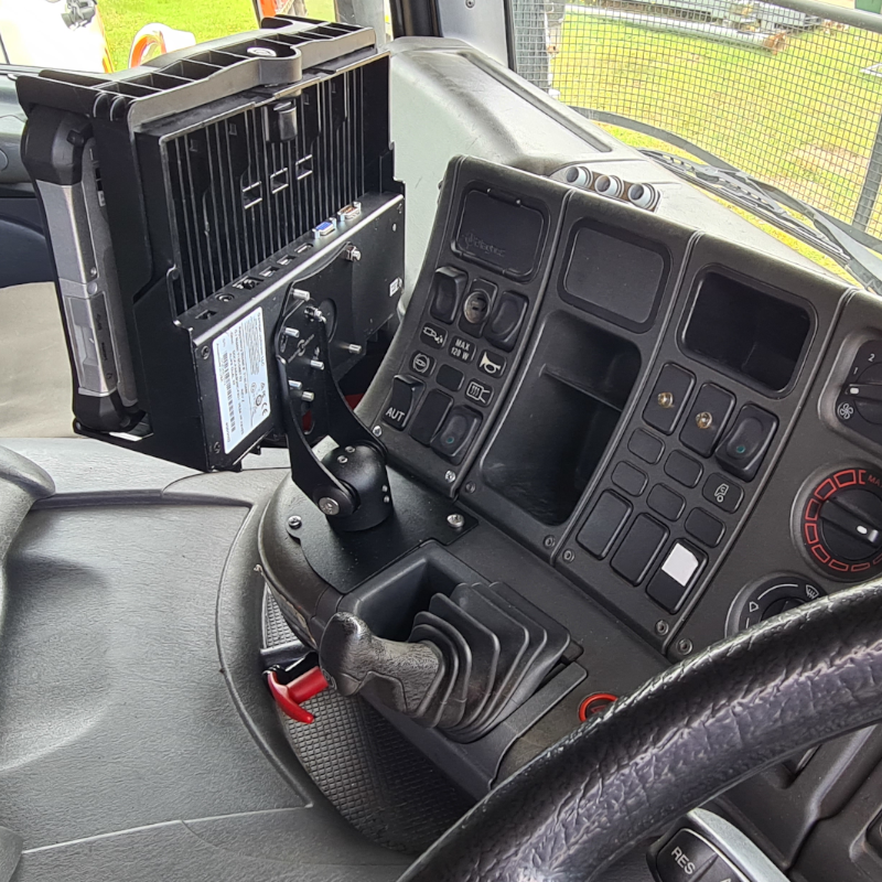 InDash Mount for Scania 114 (1993-2003)